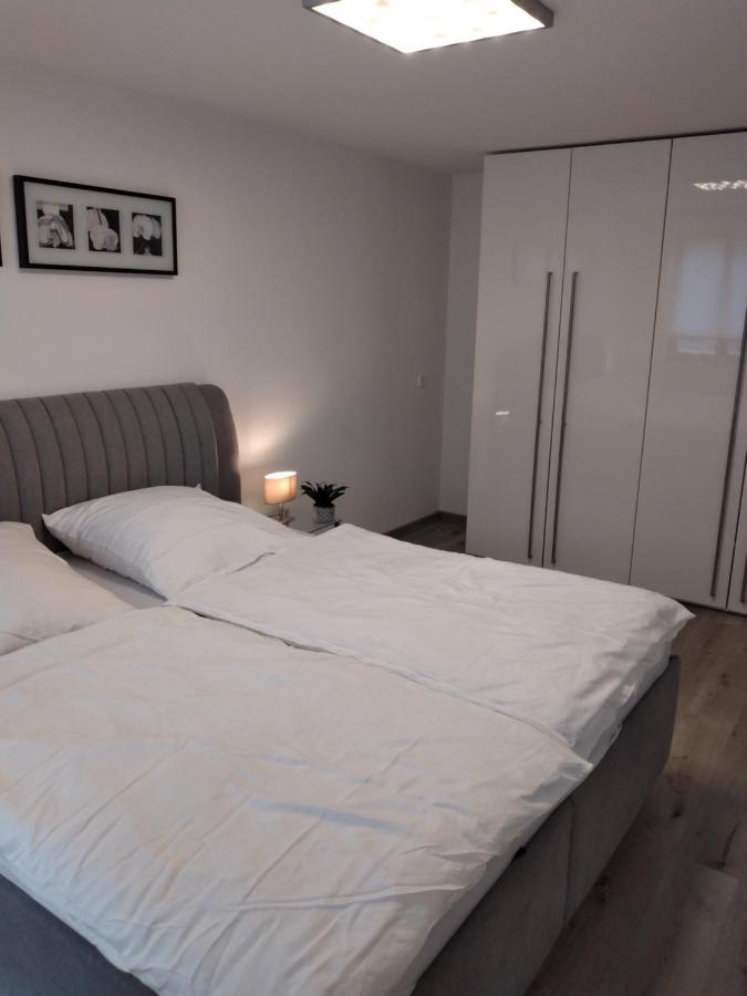 Ferienwohnung Trunk Direkt An Den Weinbergen, Parkplatz, Terrasse Mit Grill Und Lounge Roschbach Eksteriør billede